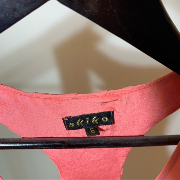 Akiko Silk Peach/Salmon Tank Top, Small - Picture 5 of 5